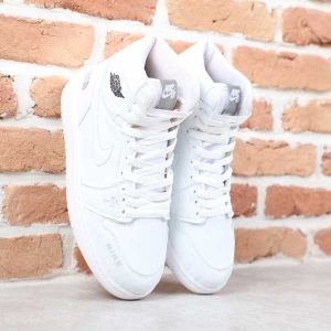 کتونی نایک ایر جردن ساقدار صلیب سفید تمام HP