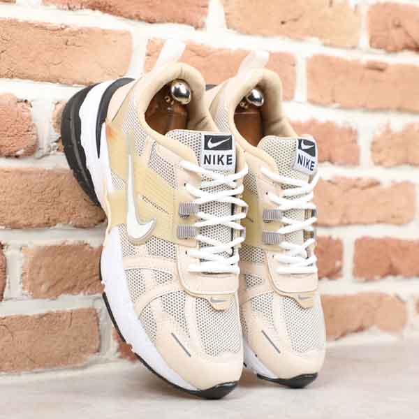 کتونی مردانه نایک V2K کرم ITA کد VP کتونی مردانه نایک V2K کرم ITA کد VP