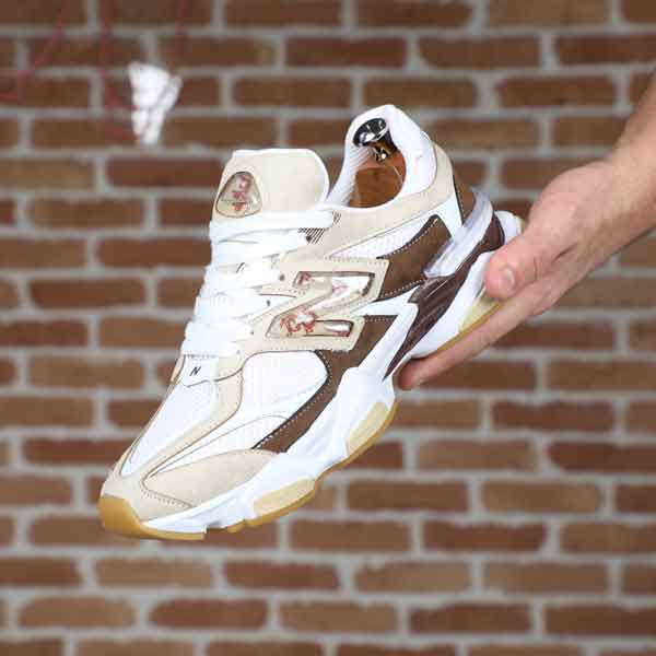 کتونی مردانه نیوبالانس 9060 سفید کرم قهوه ای ANA