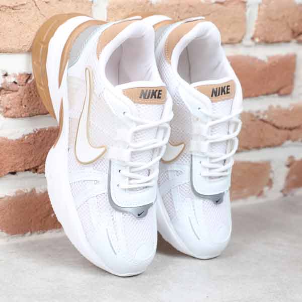 کتونی اسپرت نایک V2k سفید قهوه ای Ariyan