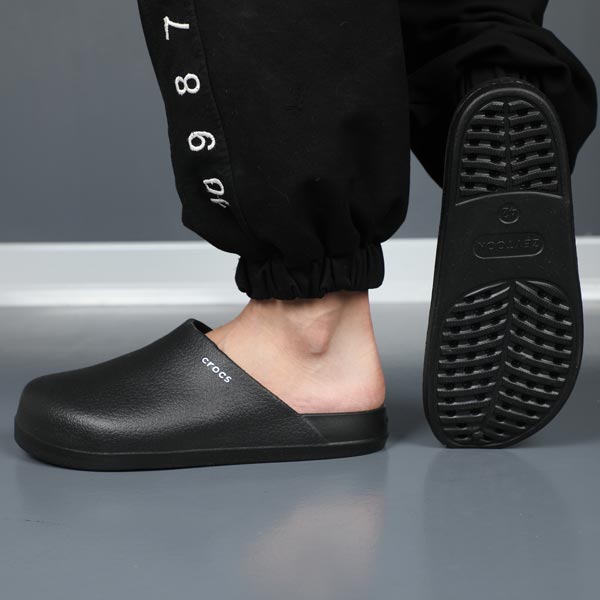 دمپایی مردانه CROCS